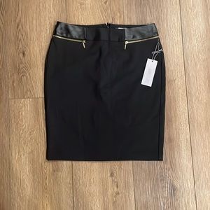 Jennifer Lopez Black Pencil Skirt with Gold Zipper Accents women’s size 10 petit